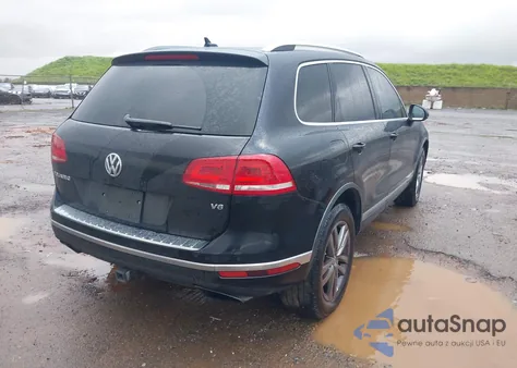 2016 Volkswagen Touareg Vr6 Lux z USA, uszkodzony, nr VIN WVGEF9BP6GD011778